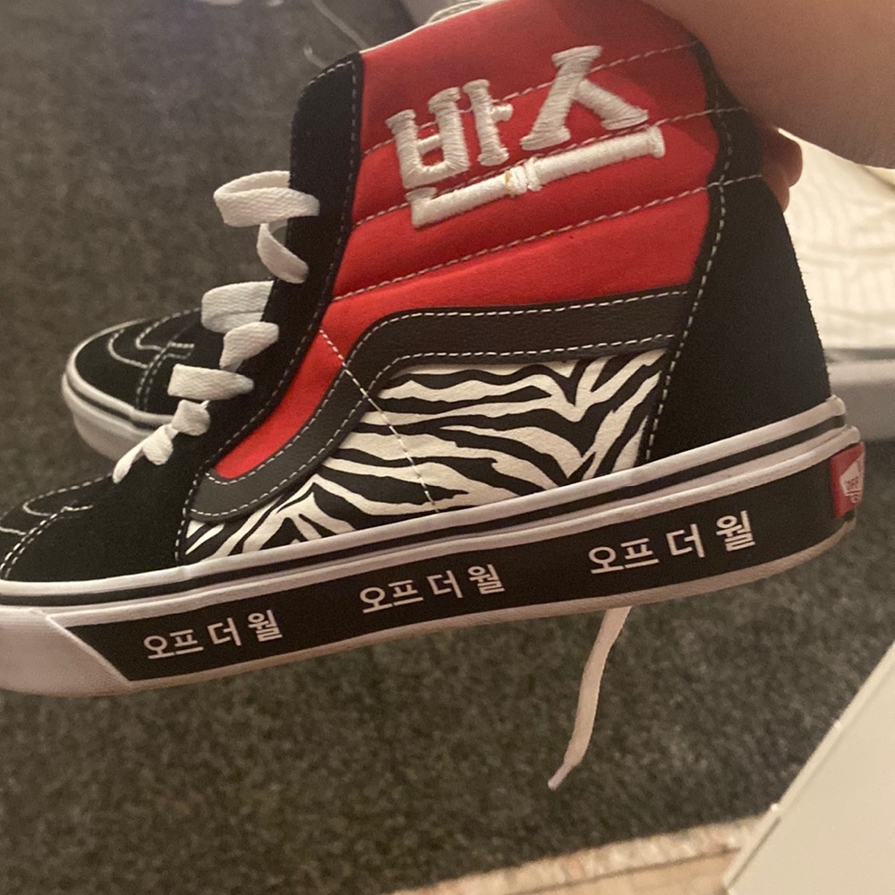 vans sk8 hi korean typography women size 11 men 9.5